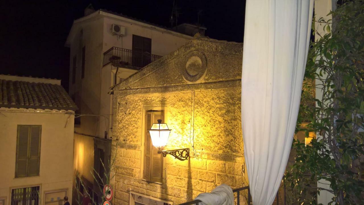 Centro E Spiaggia Ambra Anguillara Sabazia Kültér fotó